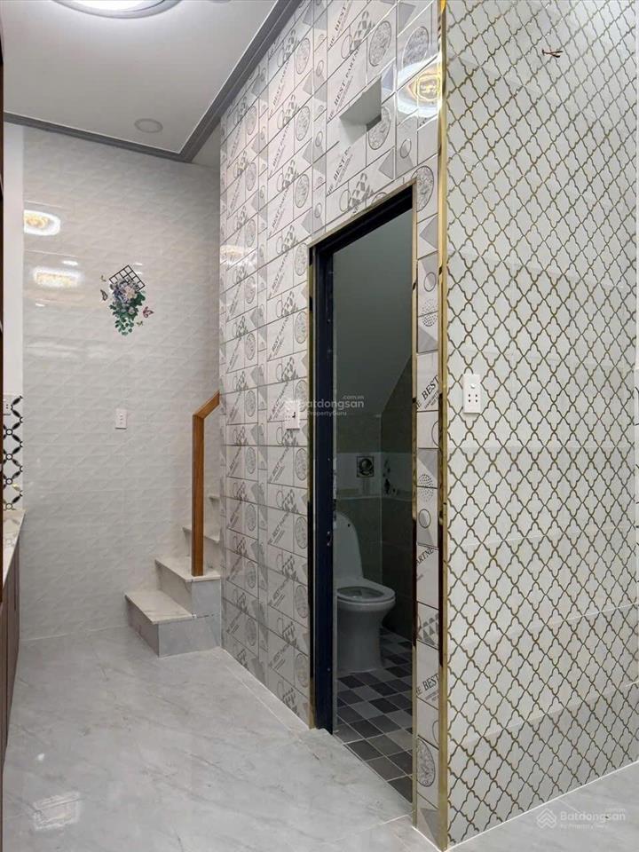 Nhà khu vip khu bình tân  (3.3x6m)  3 tầng hẻm 4m  giá chỉ 1.9 tỷ tl.