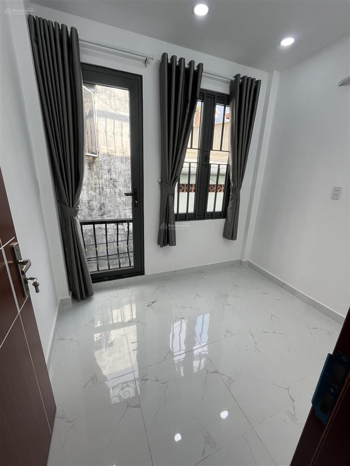 Nhỏ nhưng có võ  21m2 (3x7) 2 tầng shr  h3g sát chợ  giáp q6 chỉ 3,050 tỷ tl