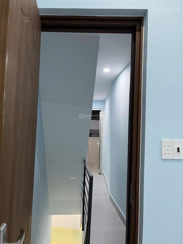 Chủ xoắn bán giám mạnh 150 triệu
giá mới chỉ 3.8 tỷ tl. bán gấp nhà nhỏ xinh  công năng đỉnh 