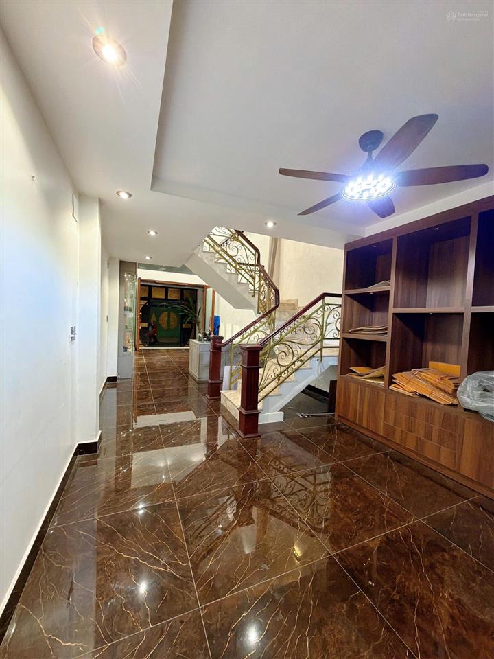 Mặt tiền đường số 22 p bhha bình tân.