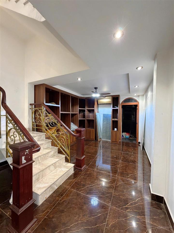 Mặt tiền đường số 22 p bhha bình tân.