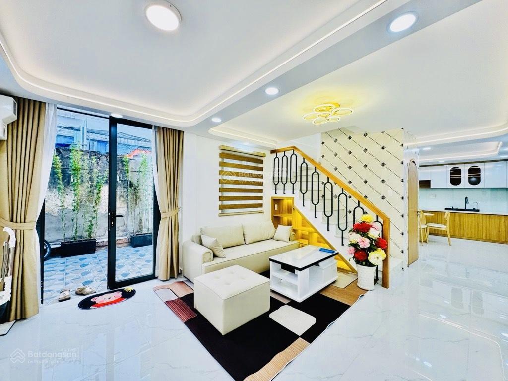 Giảm 550tr, bán trước lễ lê văn duyệt, ngô nhân tịnh  3 tầng btct  4pn 5wc, dt 4.6x10, nhỉnh 6