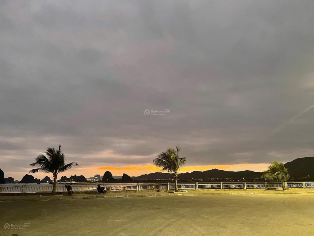 2,3 tỷ có ngay 1 căn ở Crystal Holidays Van Don, view Vịnh và bể bơi đẹp nhất dự án