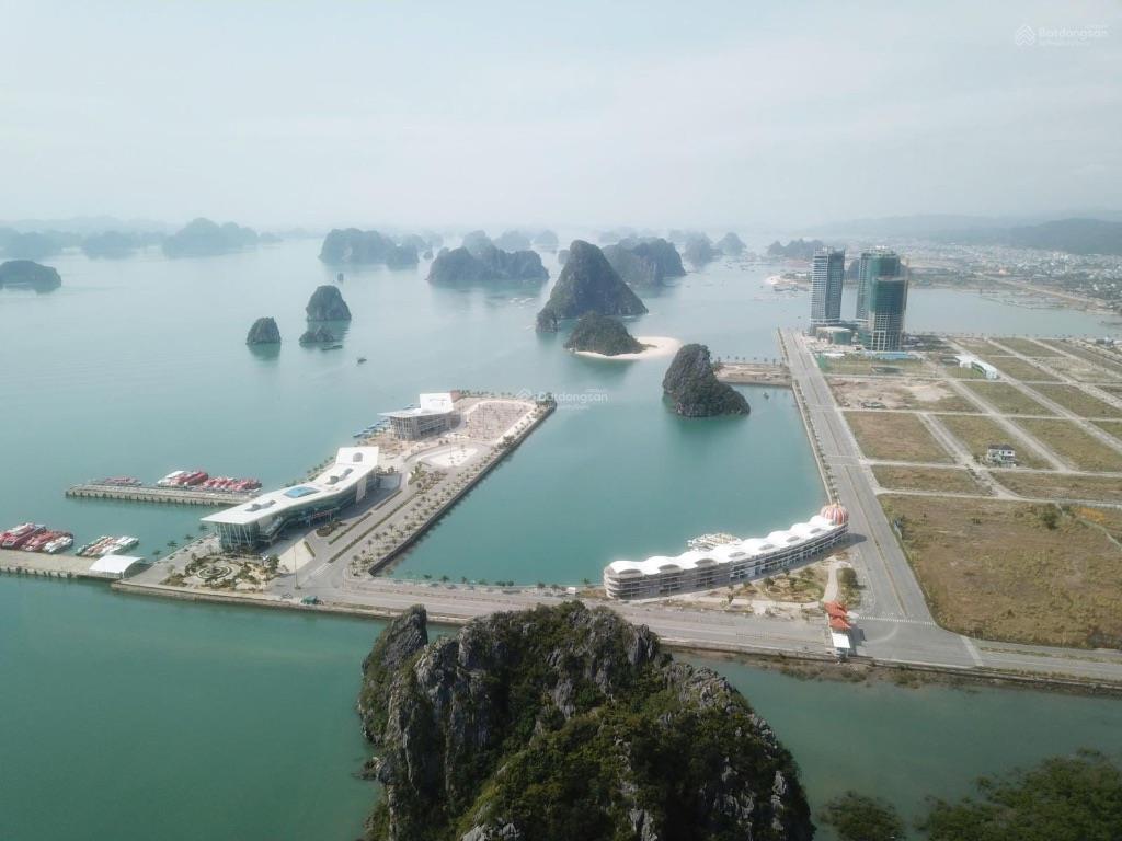 2,3 tỷ có ngay 1 căn ở Crystal Holidays Van Don, view Vịnh và bể bơi đẹp nhất dự án