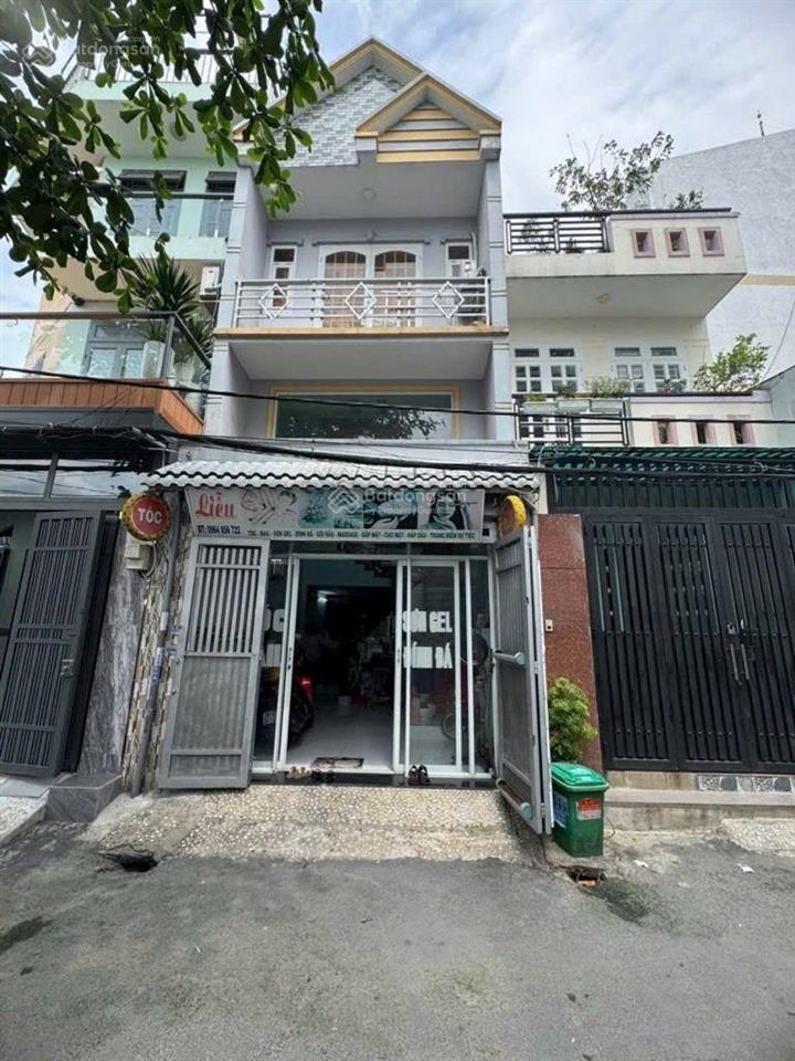 Căn nhà 3 tầng giá cực tốt đường 6m nguyễn ảnh thủ quận 12