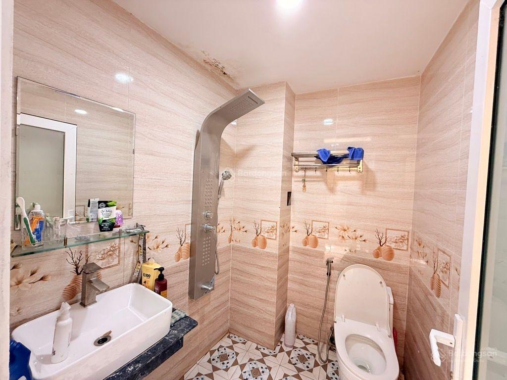 Siêu phẩm 4 tầng phong cách hiện đại sát mặt tiền nguyễn ảnh thủ quận 12 giá tốt