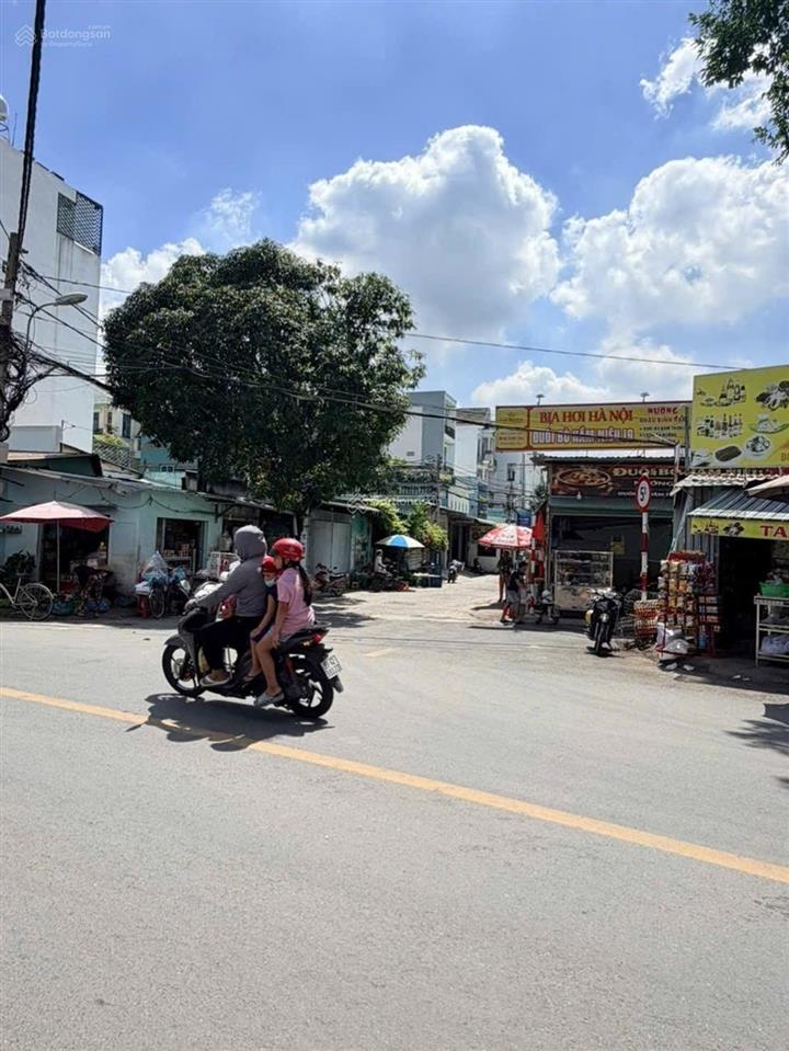 Nhà 2 tầng ngay chợ trần thị cờ thới an giá tốt chỉ duy nhất 1 căn