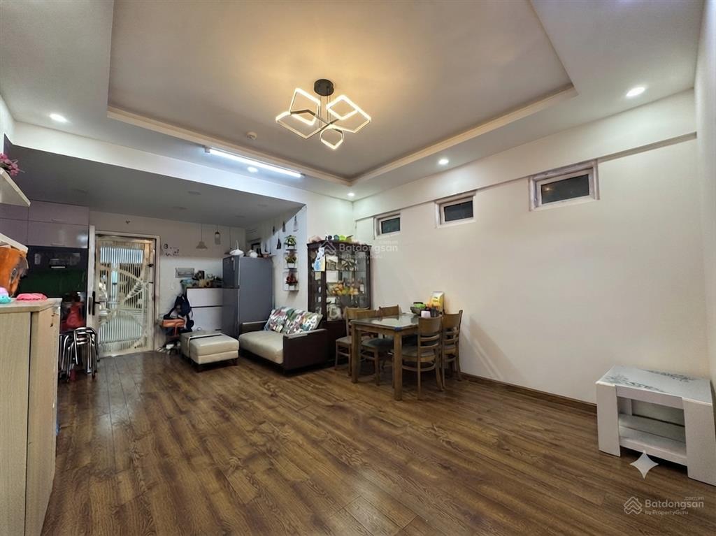Căn hộ 69m², view ngoài nhỉnh 2t, nhà đẹp đủ nội thất