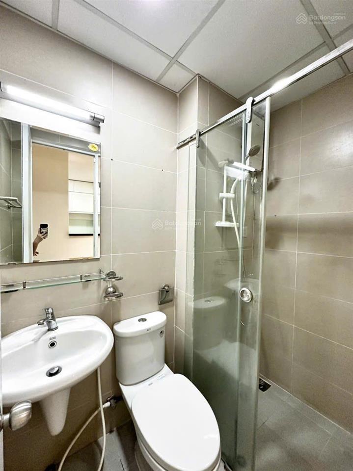 Gia đình tôi cần bán chung cư phú thọ  65m2  2 phòng ngủ chỉ 3,6tỷ