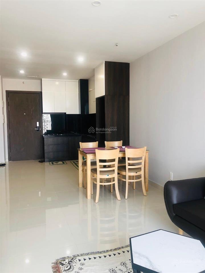 Gia đình tôi bán căn chung cư 8x đầm sen 48m2  2 phòng ngủ 2,39 tỷ(còn giảm cho người thiện chí)