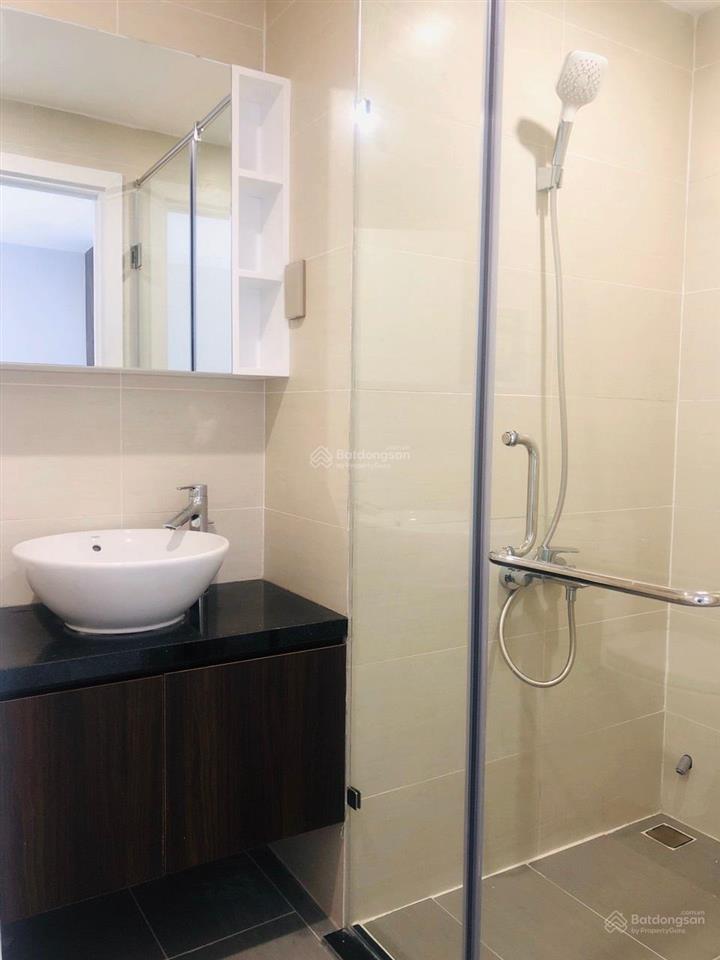 Gia đình tôi bán căn chung cư 8x đầm sen 48m2  2 phòng ngủ 2,39 tỷ(còn giảm cho người thiện chí)