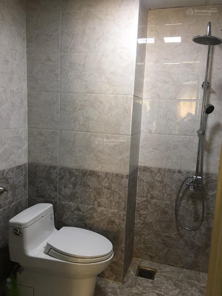 Chính chủ gửi bán chung cư sư vạn hạnh 68m2  2 phòng ngủ chỉ 2,8 tỷ