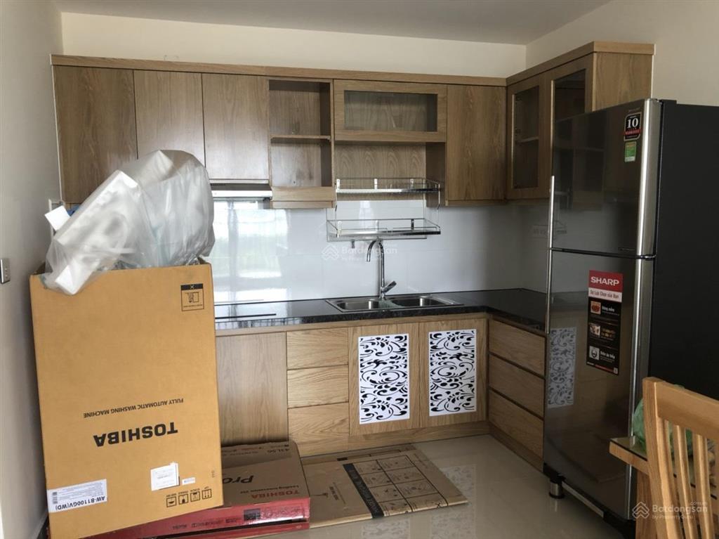 Bán căn hộ sacomreal tân phú  80m2 lầu cao  chỉ 3,4 tỷ