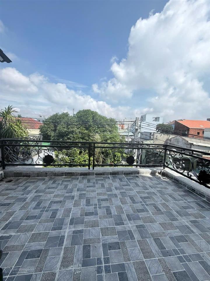 Studio 5tr5 ban công lớn gần vạn phúc