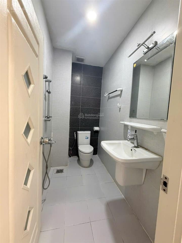 Trống studio full nội thất  ngay gigamall  đường số 22