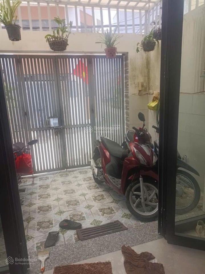 Bán nhà riêng tại 220 võ văn hát, 5 tỷ, 60m2, 3pn, 4wc, 3 tầng