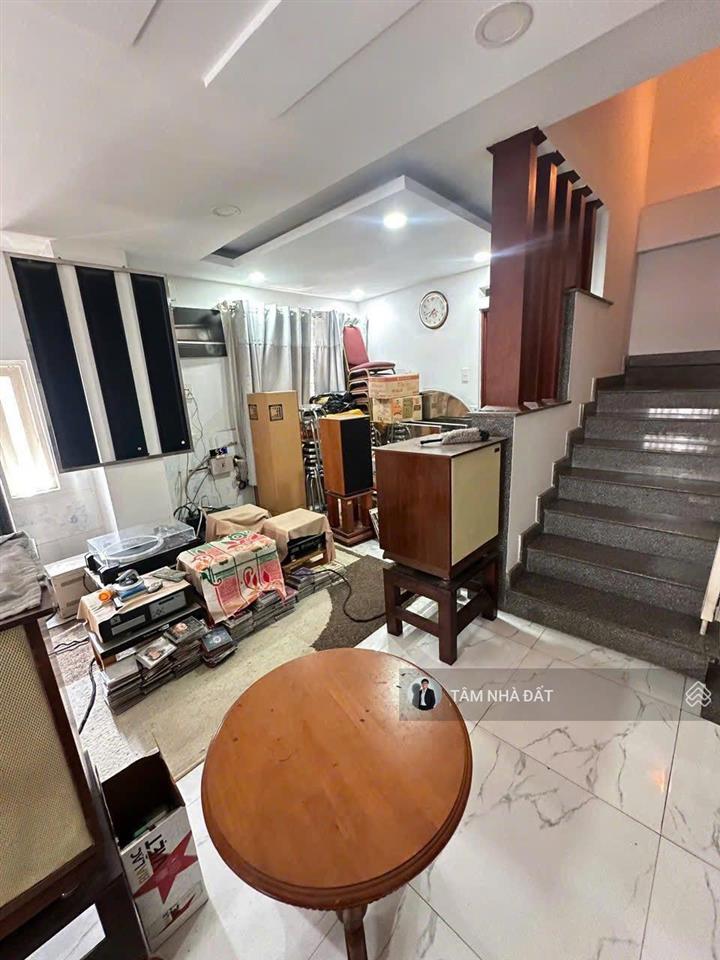 Gần bệnh viện hồng đức ! cực phẩm căn góc 2 mặt thoáng đường thống nhất p10 + 5 tầng đúc 7pn , 7wc