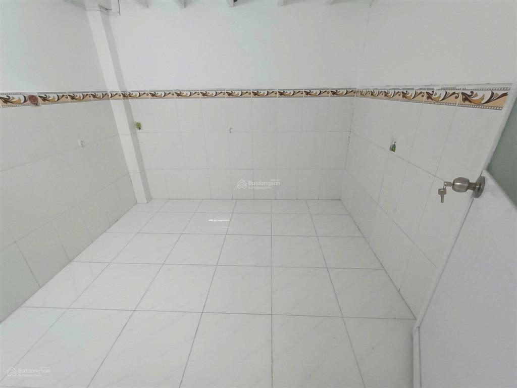 Nhà nguyễn cửu phú chỉ 2tỷ950, 52m2