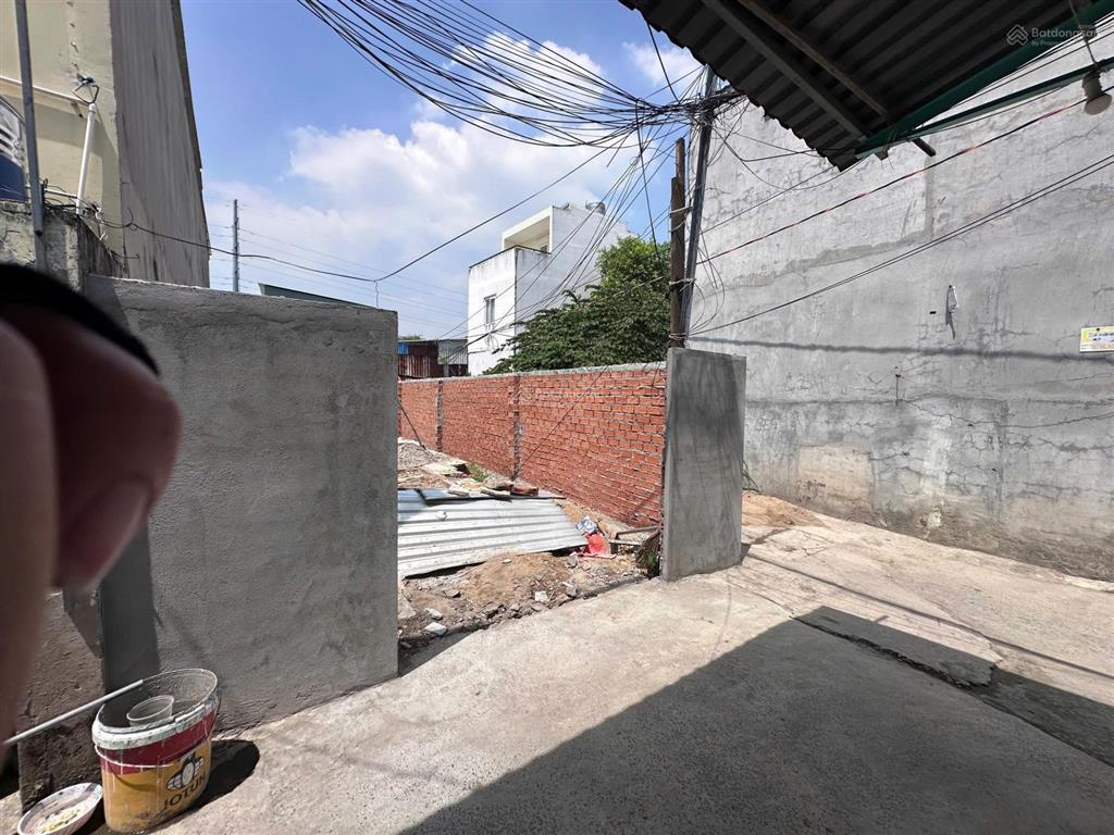 Bán 92.3m2 đất hẻm 994 huỳnh tấn phát quận 7