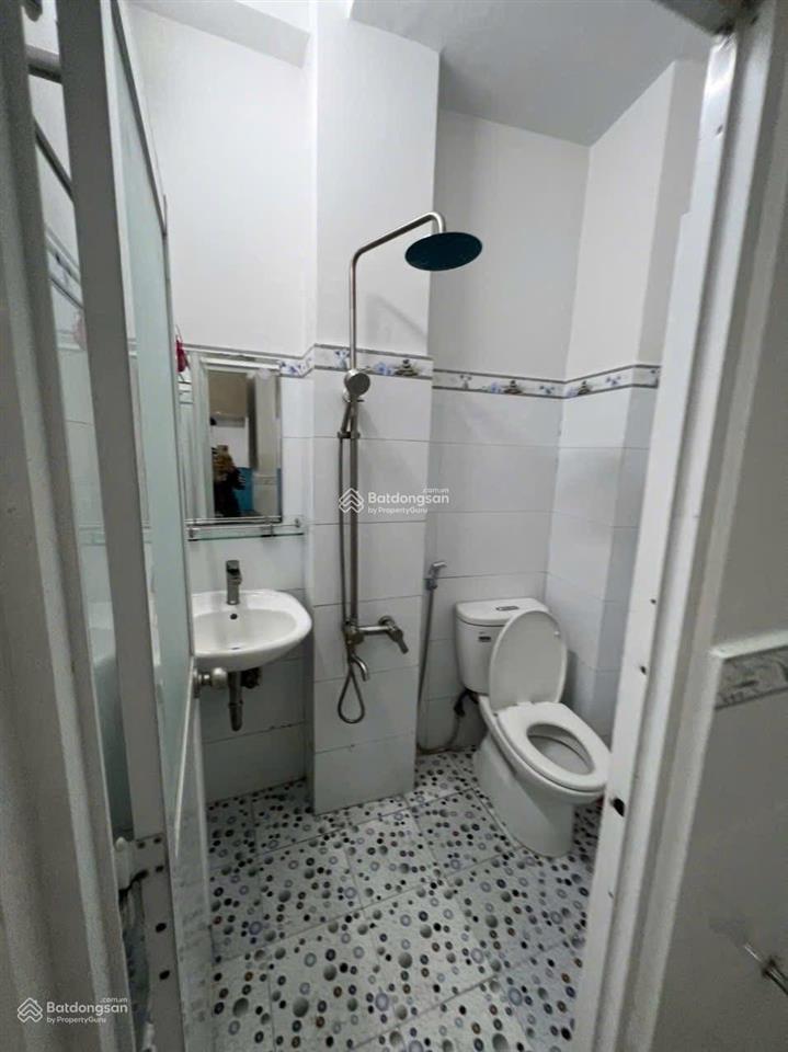 Em hào 0902 811 ***  nhà 4 tầng diện tích 48m2 (4x12m)  4 pn  gần mặt tiền quận 10  shr