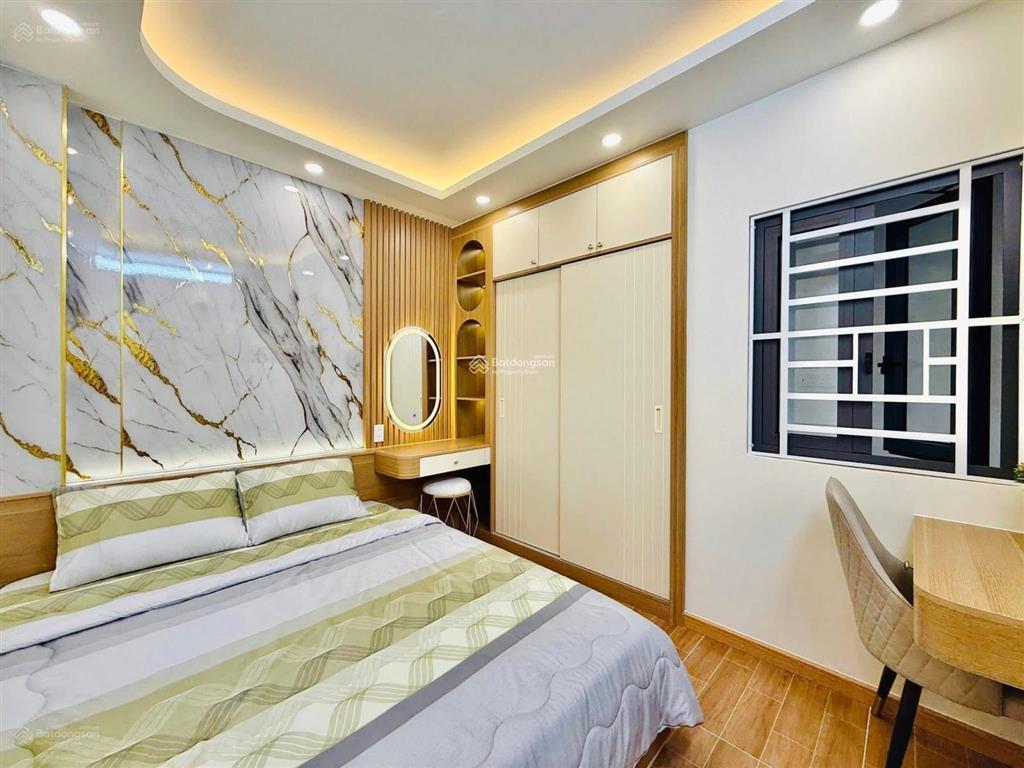 Em hào 0902 811 *** nhà 4.35tỷ tô hiến thành q. 10 4x9 (36m2) 4pn 3wc, hẻm 5m full nội thất  shr