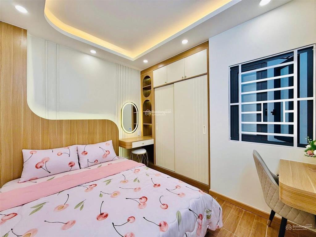 Em hào 0902 811 *** nhà 4.35tỷ tô hiến thành q. 10 4x9 (36m2) 4pn 3wc, hẻm 5m full nội thất  shr