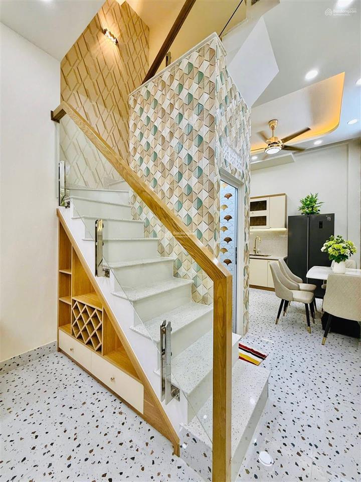 Em hào 0902 811 *** nhà 4.35tỷ tô hiến thành q. 10 4x9 (36m2) 4pn 3wc, hẻm 5m full nội thất  shr