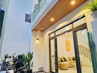 Em hào 0902 811 *** 2tỷ nhà nơ trang long gọn xinh hẻm xe hơi tránh nhau sổ hồng riêng