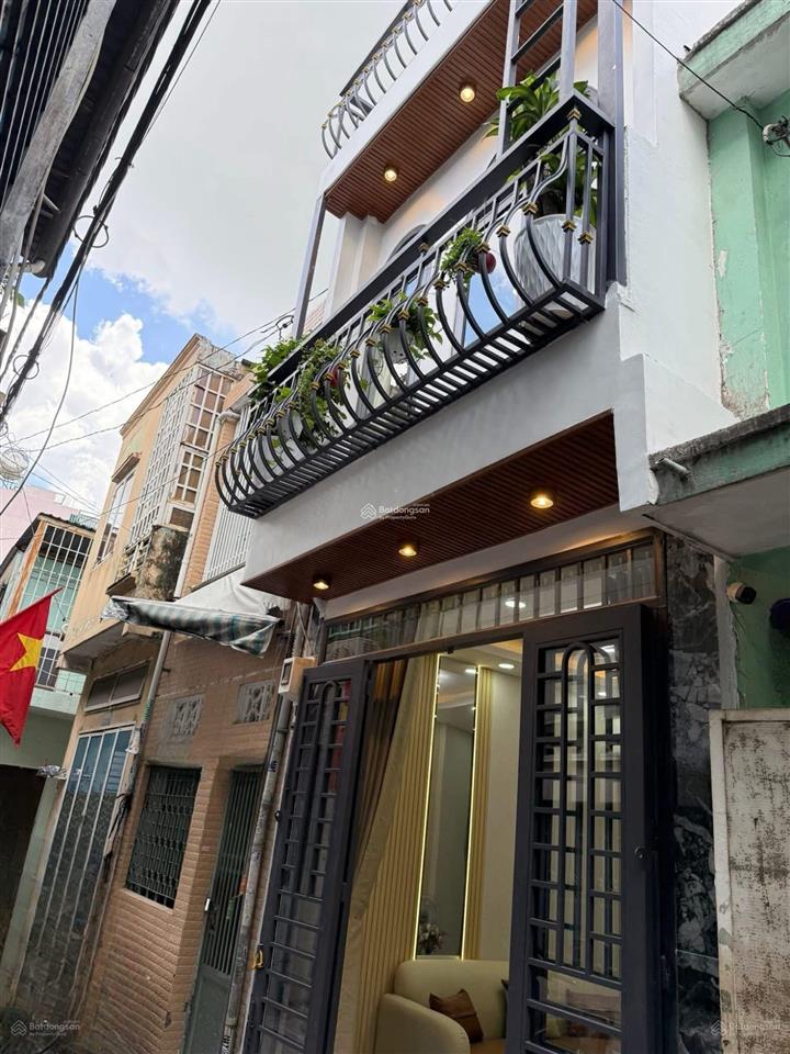 Em hào 0902 811 *** 2tỷ nhà nguyễn sỹ sách  2 pn 2 wc  hẻm xe hơi sổ hồng riêng