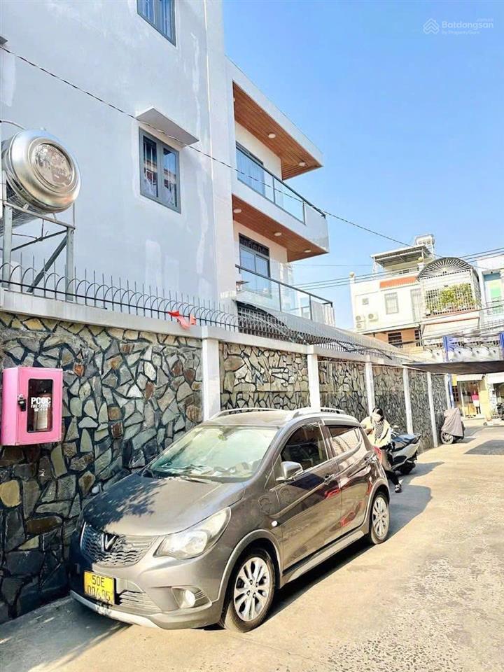 Em hào 0902 811 ***2tỷ nhà nguyễn hiến lêhẻm oto4pn 3wc3tầng  shr