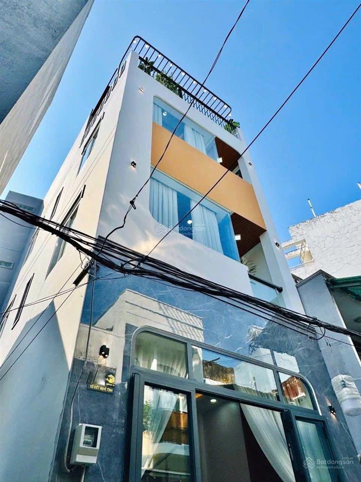 Em hào 0902 811 ***2tỷ nhà phan văn hân 2tầng3pn 2wcshrhẻm xe hơi