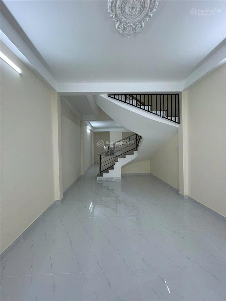 Hào 0902 811 *** nhà hẻm nguyễn văn yến, tân phú 4mx9m 1 trệt 1 lầu 2 phòng ngủ