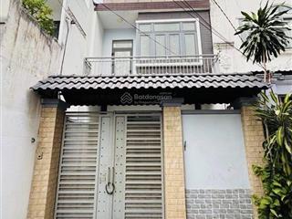 Em hào 0902 811 *** 2tỷ nhà lạc long quân 1 triệt 1 lầu 2pn 3wchẻm xe hơi thông thoángshr