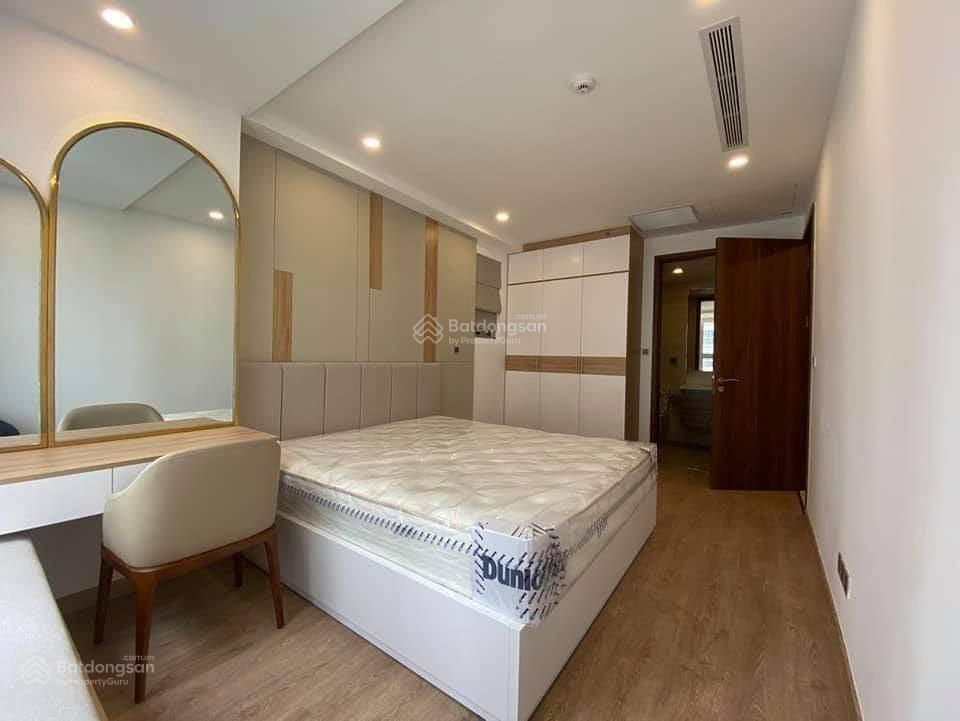 Cho thuê gấp căn hộ 2pn midtown m7 view biệt thự full nội thất giá 23 triệu/tháng nhà đẹp mới.
