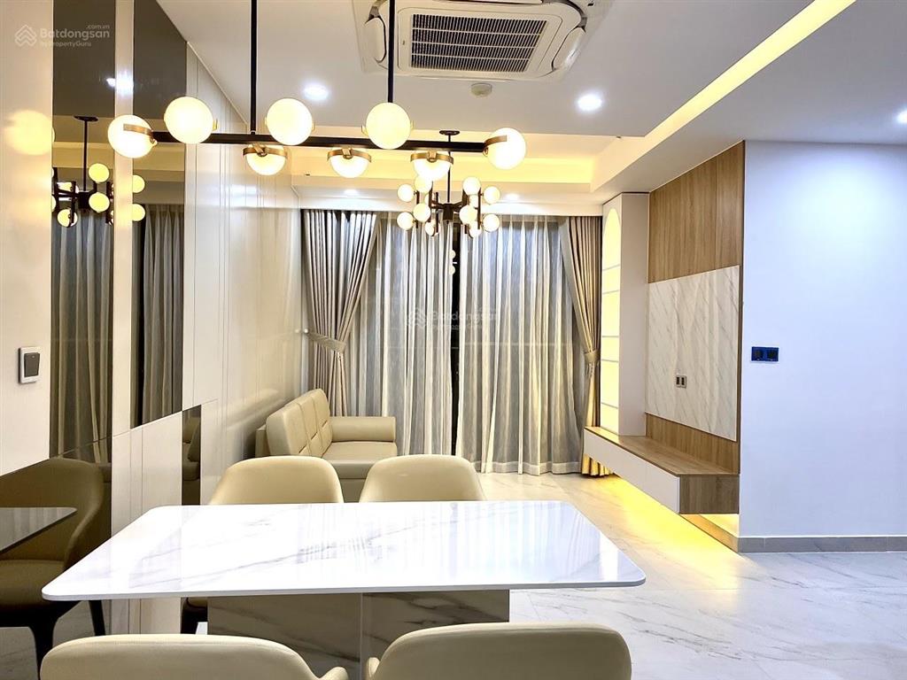 Cho thuê gấp căn hộ 2pn midtown m7 view biệt thự full nội thất giá 23 triệu/tháng nhà đẹp mới.