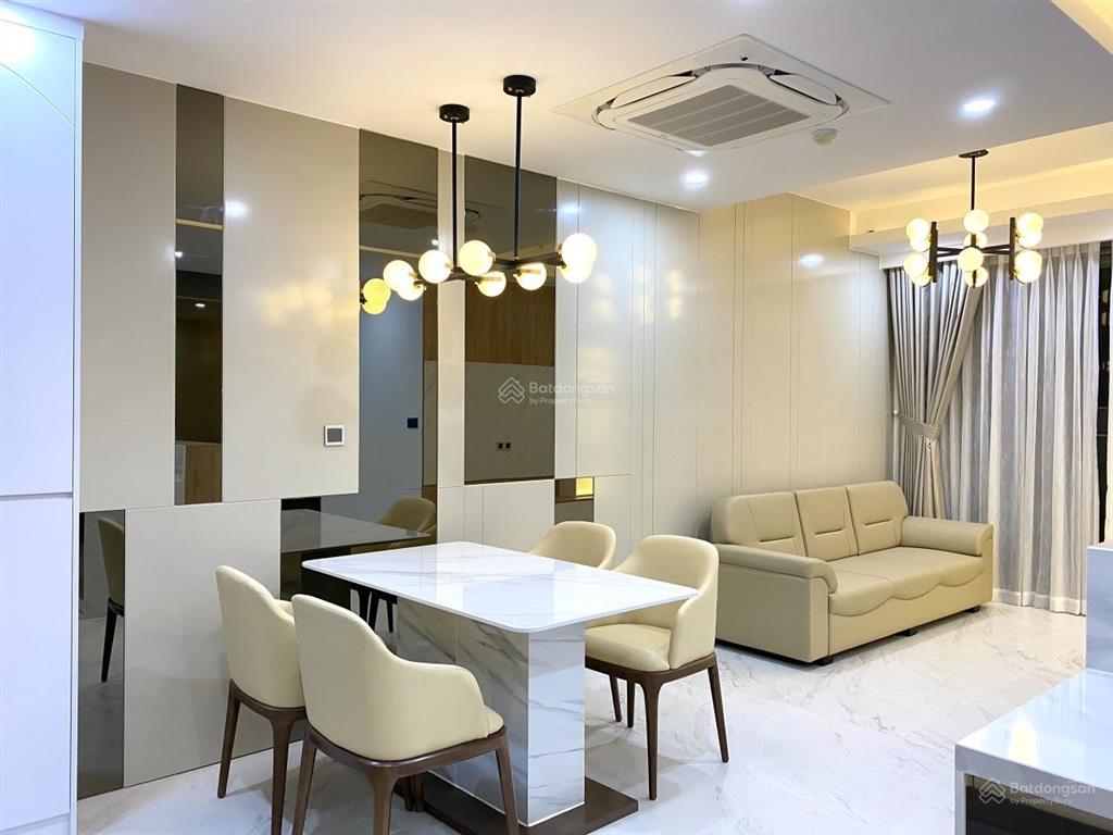 Cho thuê gấp căn hộ 2pn midtown m7 view biệt thự full nội thất giá 23 triệu/tháng nhà đẹp mới.