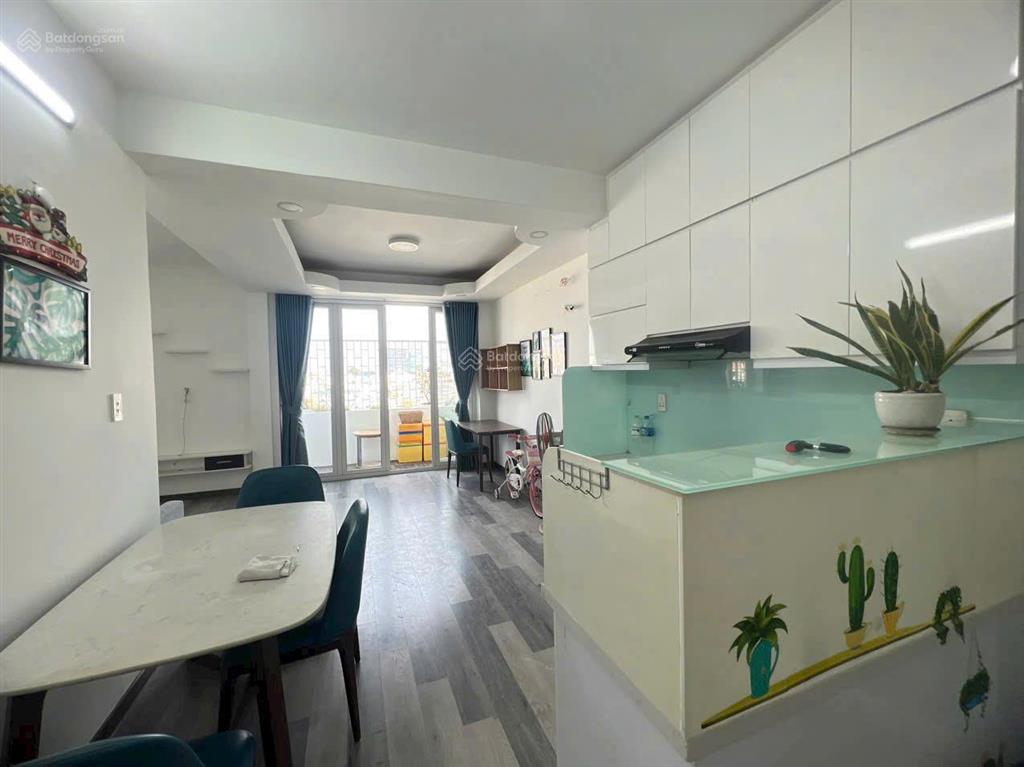 Hiếm có bán. chung cư 155 nguyễn chí thanh, 3,8 tỷ, 61m2, 2pn, căn góc.