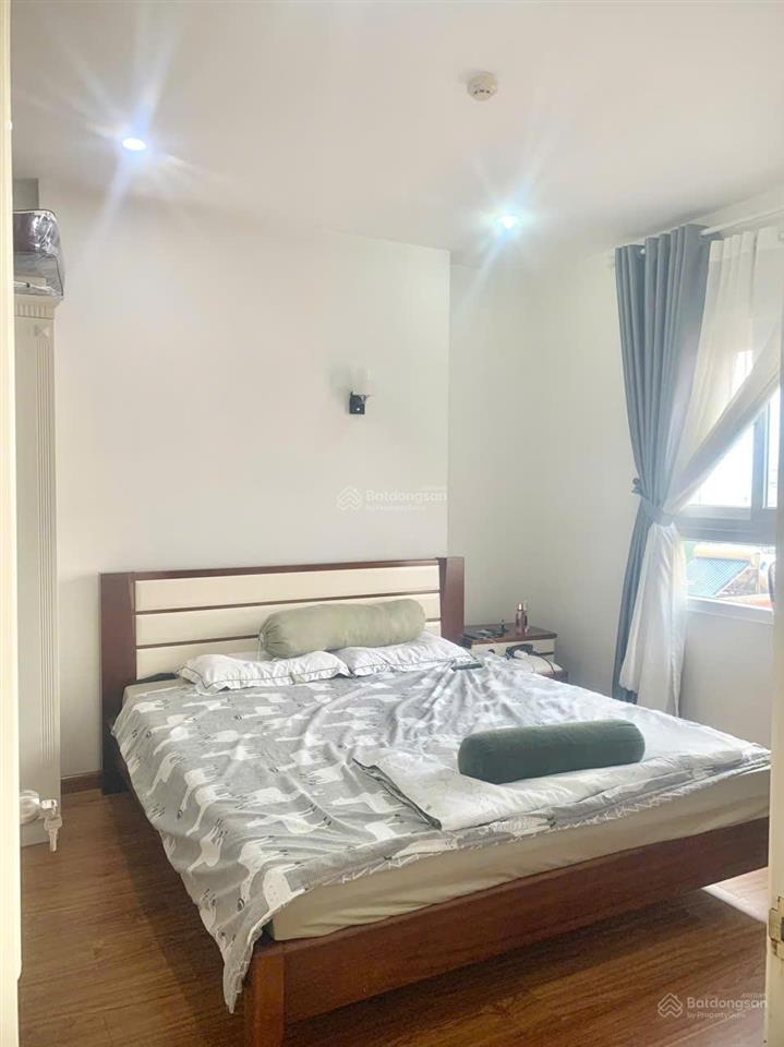 Bán cắt lỗ 3pn 90m2, 4,3 tỷ  chung cư bàu cát ii