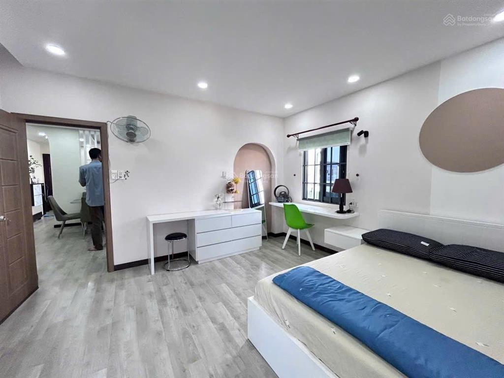 Bán cắt lỗ 3pn 90m2, 4,3 tỷ  chung cư bàu cát ii