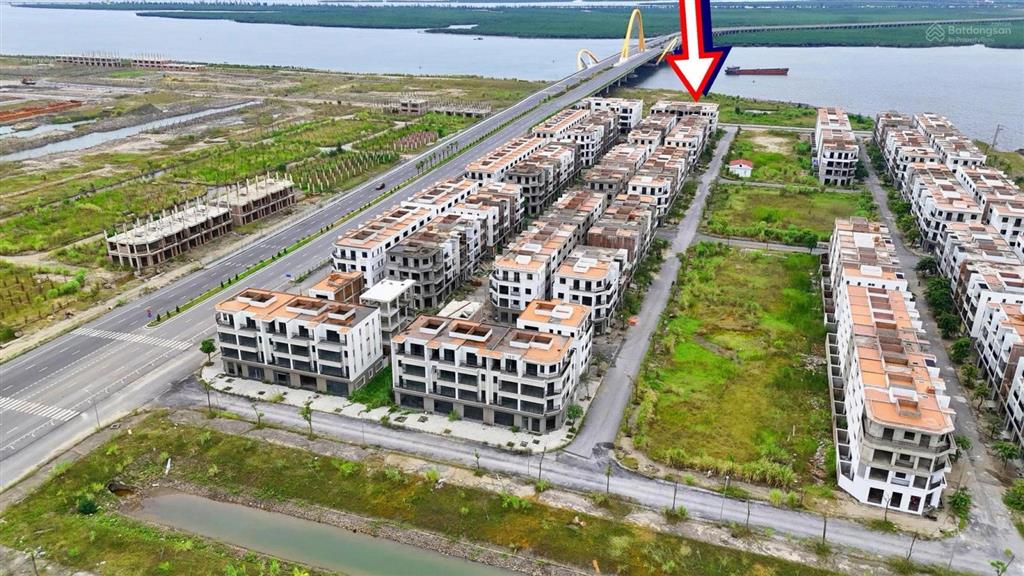 Flc tropical, bán lô trục 56m kinh doanh, kết nối trung tâm hành chính mới tỉnh qn, giá 3.7 tỷ