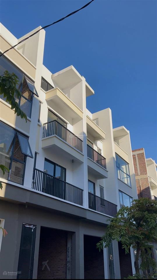 Flc hạ long, bán trục mương thông thẳng biển view thoáng đường to rộng đẹp giá 2,7 tỷ