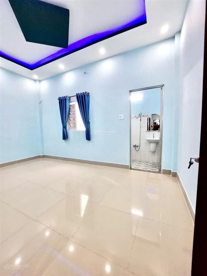 Nhỉnh 4 tỷ  5x17  2 tầng mới đẹp  khu phân lô bàn cờ  ngay công viên sinh thái  sổ hồng riêng