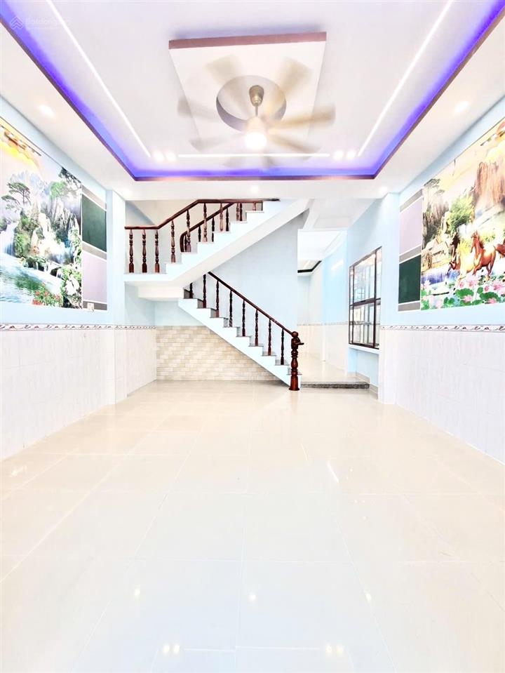 Nhỉnh 4 tỷ  5x17  2 tầng mới đẹp  khu phân lô bàn cờ  ngay công viên sinh thái  sổ hồng riêng