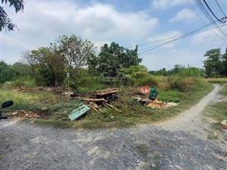 Bán lô đất giá rẻ kê bên làng đại học hưng long 2.5tr/m2