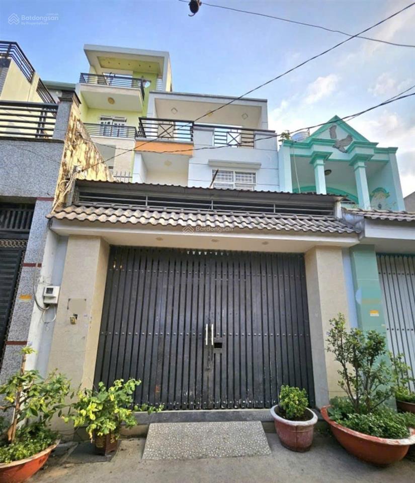 Nhà đúc 3 tầng hẻm xe hơi thông đông hưng thuận 2, quận 12, gần chợ cây sộp, 5x16m, 5,9 tỷ