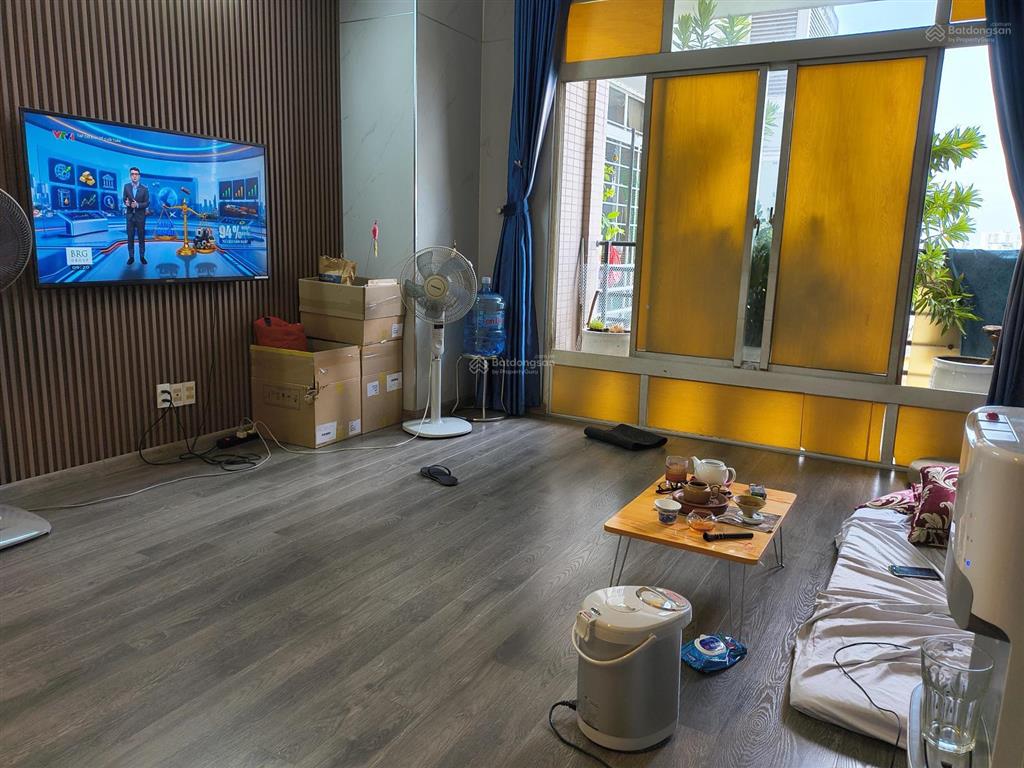 Bán căn hộ chung cư thuận việt, quận 11, căn góc 3pn, 4.85 tỷ, có sổ hồng