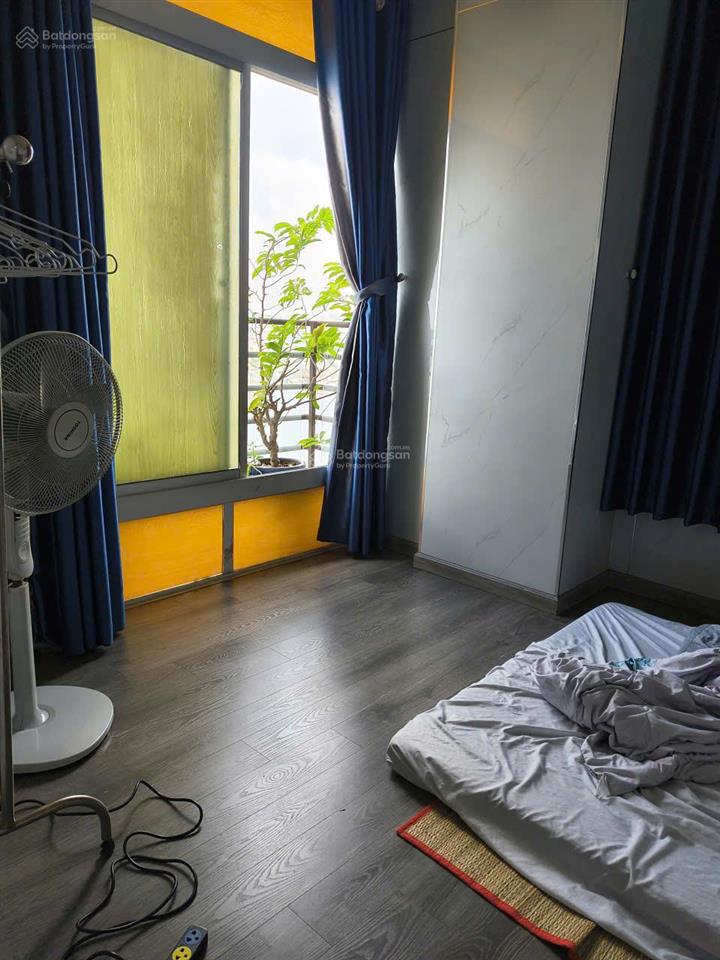 Bán căn hộ chung cư thuận việt, quận 11, căn góc 3pn, 4.85 tỷ, có sổ hồng