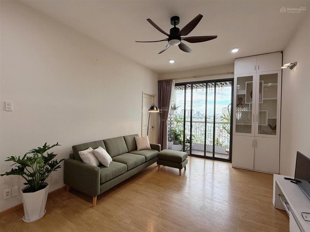Chủ cần bán căn hộ chung cư 312 lạc long quân, q11, 65m2, 2pn, 3.3 tỷ, có sổ