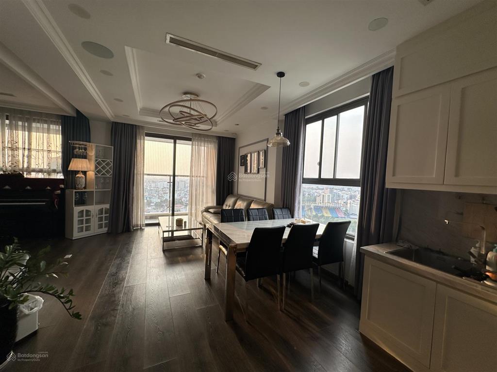 Bán căn hộ chung cư cao ốc satra  eximland, giá tốt 7,9 tỷ, 125m2, 3pn, có sổ hồng.