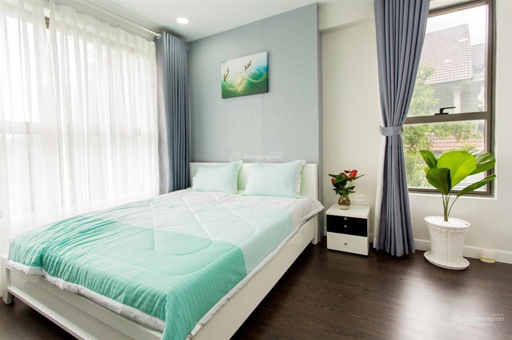 Bán căn hộ chung cư thuận việt, q11, căn góc 100m2, 3pn, 5.85 tỷ, có sổ hồng
